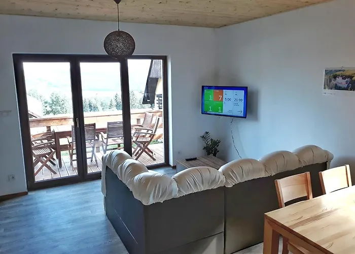 Dağ evi Ostruzina 9 *